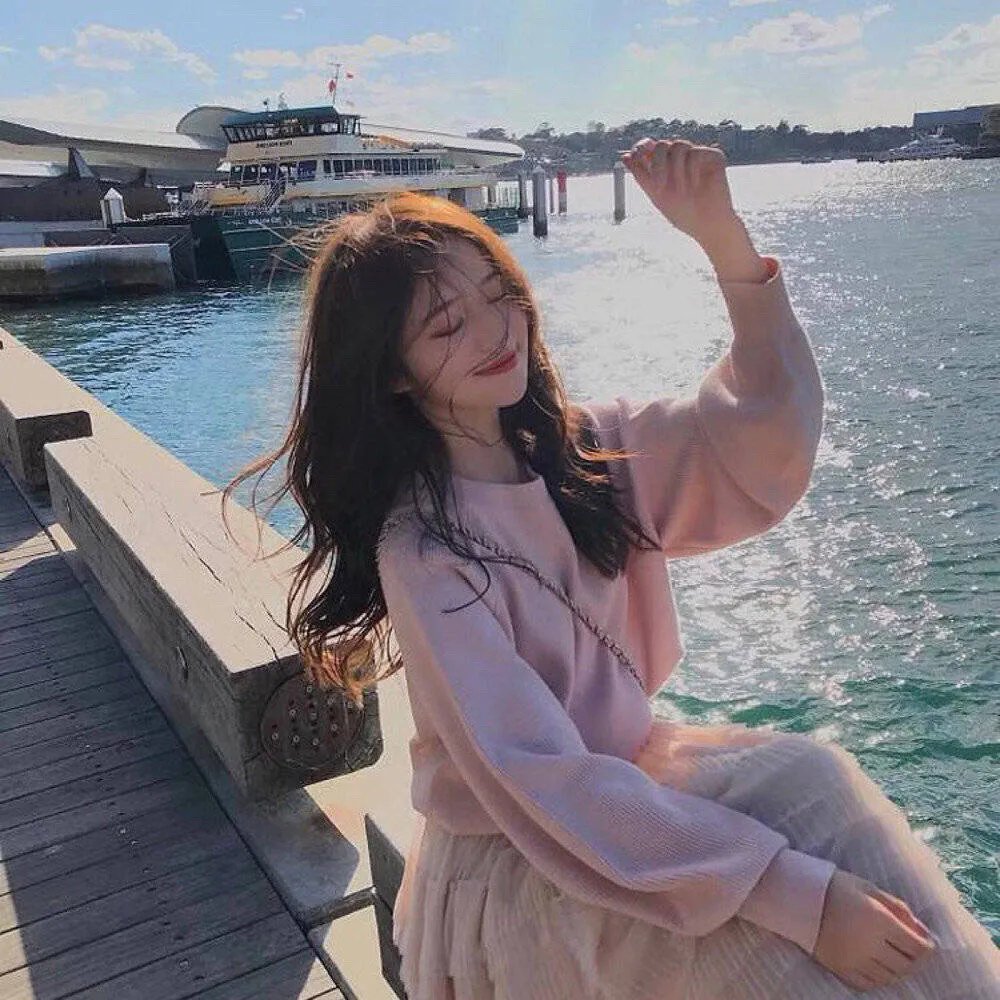 终曲海报